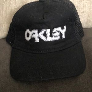 Oakley women’s hat